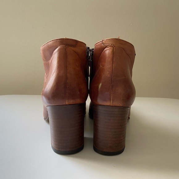 Pantanetti Brown Leather Ankle Boots - Picture 4 of 8